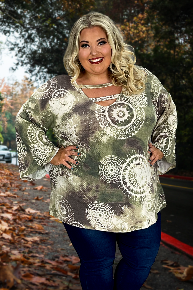 93 PLS-A {Curvy Distraction} Olive Print Top W/Neck Detail EXTENDED PLUS SIZE 3X 4X 5X 6X