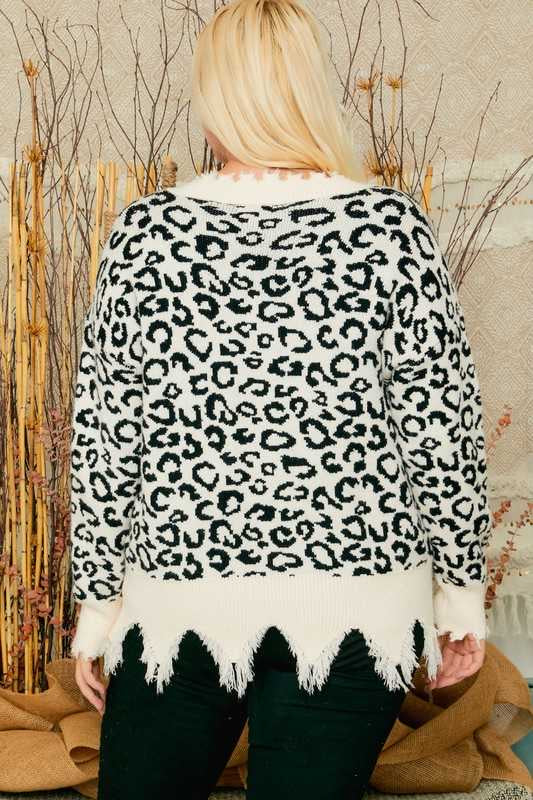 25 CP-E {Sweet One} SALE!! Black White Animal Sweater PLUS SIZE XL/2X 2X/3X