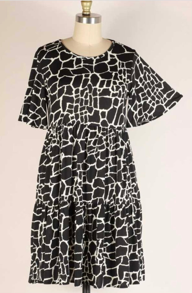 95 PSS-A {Cooling Trend} Black Giraffe ***SALE***Print Tiered Dress PLUS SIZE 1X 2X 3X